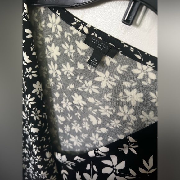 TALBOTS BICOLOR DITSY WRAP JERSEY DRESS - Picture 3 of 3